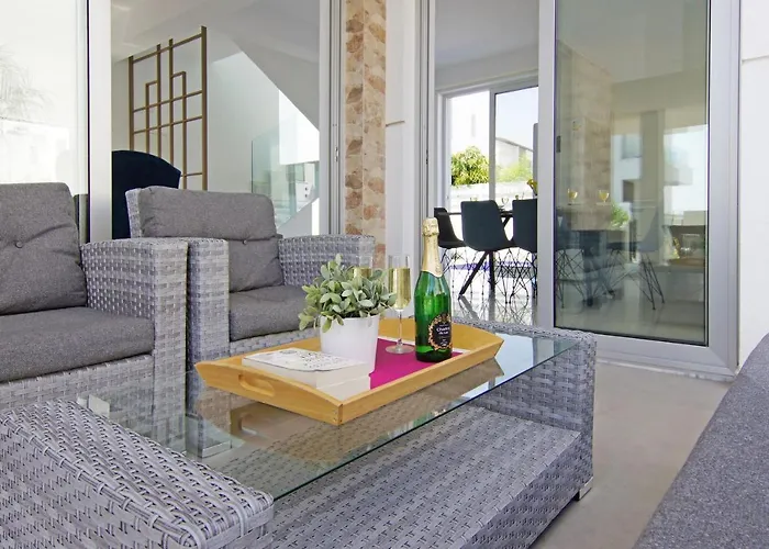 Villa Greta Protaras