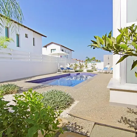 Greta Ferienhaus Protaras