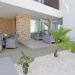 Greta * بروتاراس